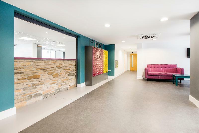 Destiny Student - Holyrood Hotel - Edinburgh — Fotos 1